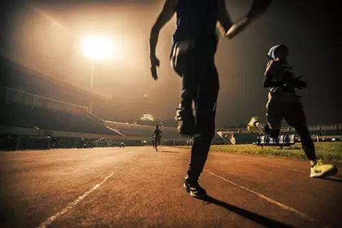 但在家庭的 但在家庭的