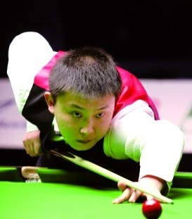 落入美女助 落入美女助