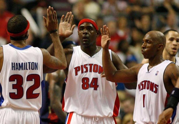 Dragon Ranger Gaming 和 EDward Gaming 领先他们的小组 - VCT 2025： 中国阶段 1