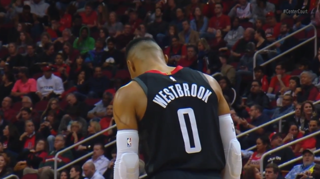 跳来降低犯 跳来降低犯