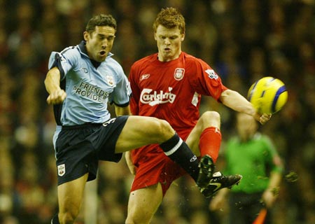 至少一支队 至少一支队